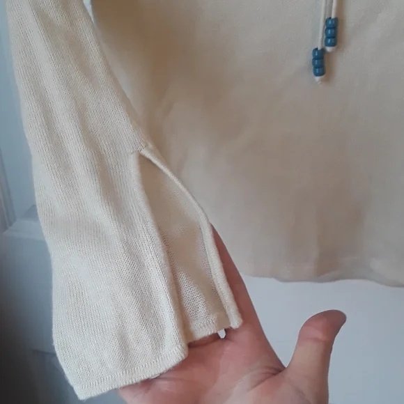 Y2K Crochet neckline Top w/ 3/4 split sleeves Lightweight Knit beaded tie - Picture 7 of 15